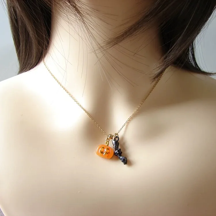 Pumpkin necklace HN0044