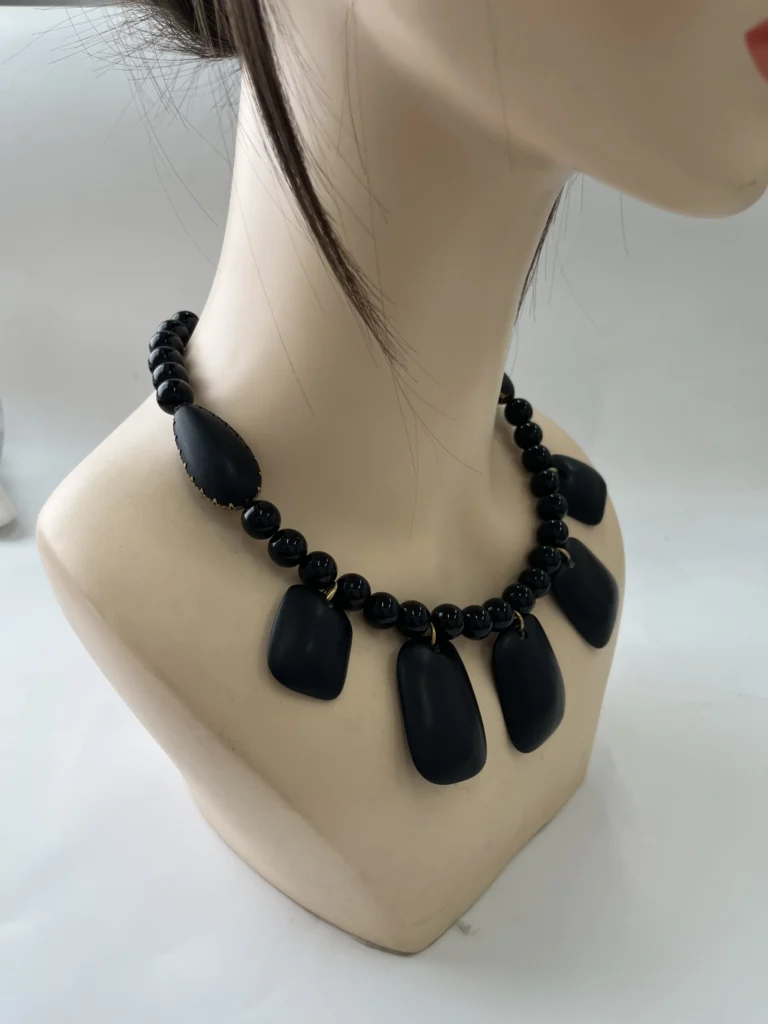 PuBlack Bead Geometric Statement Choker Necklace for Women wholesale resin jewelry