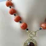 Vintage Red Beaded Resin Necklace with Oval Pendant | Custom Resin Jewelry Manufacturer product detail thumbnail