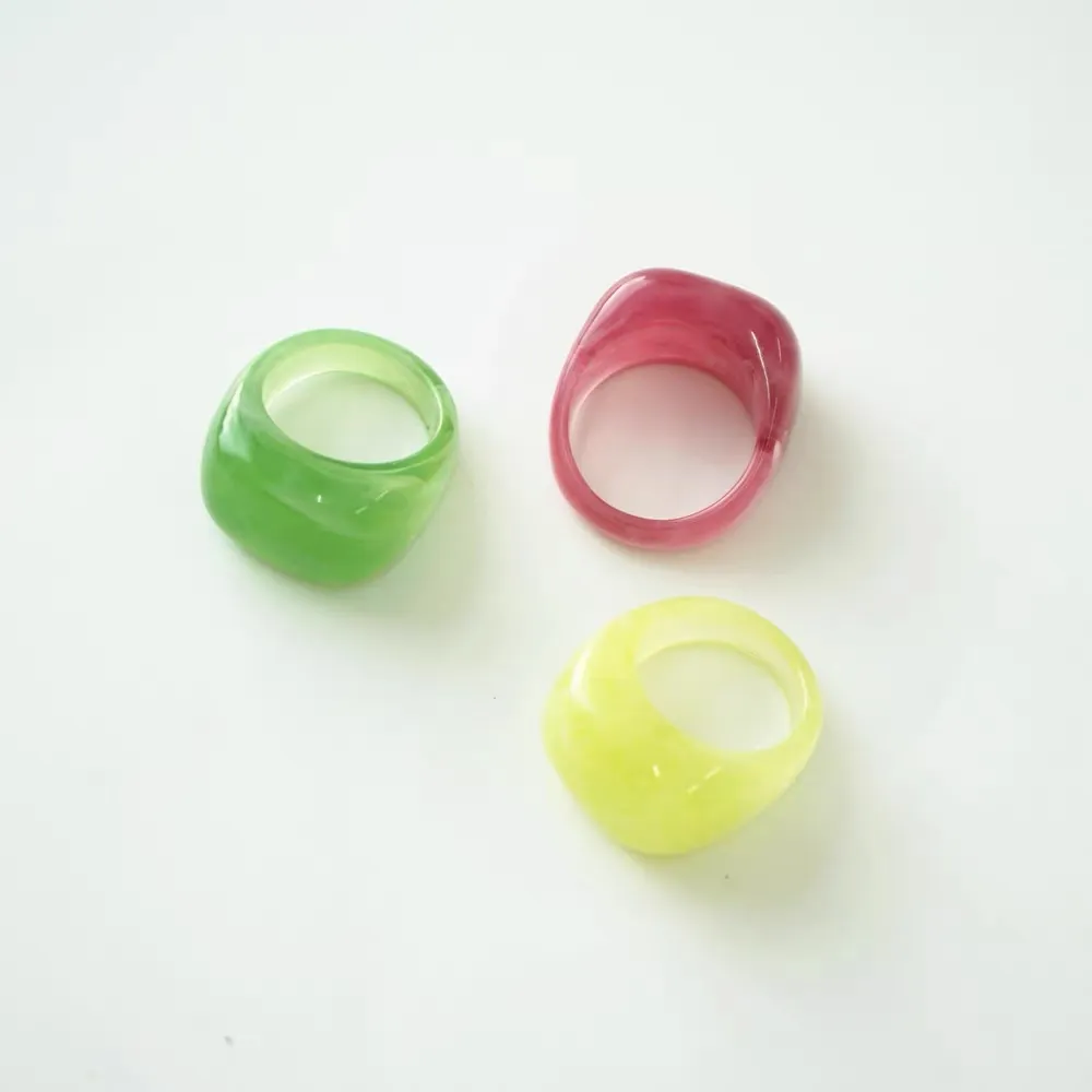 Green pink yellow translucent resin chunky ring